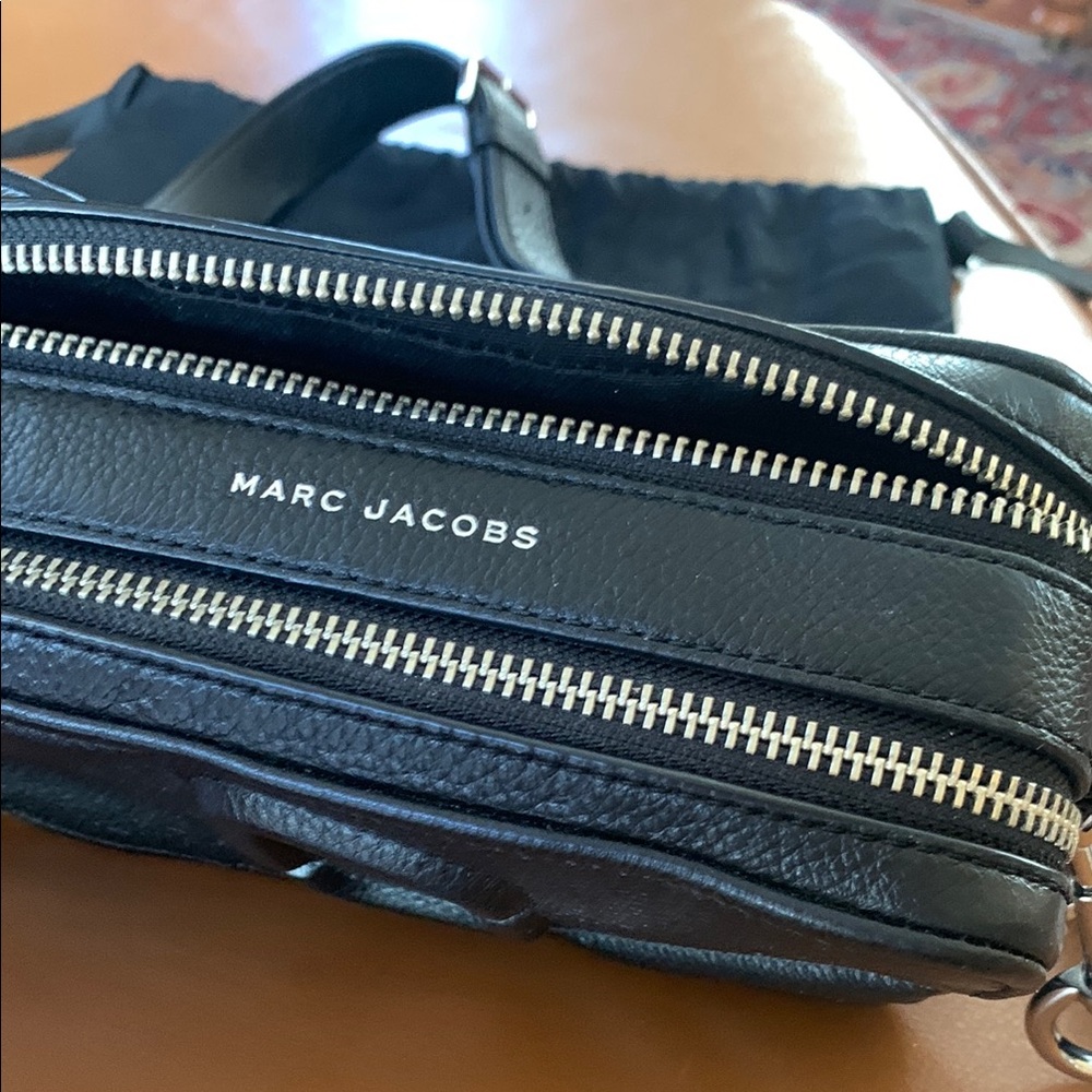 Marc Jacobs Black Leather bag